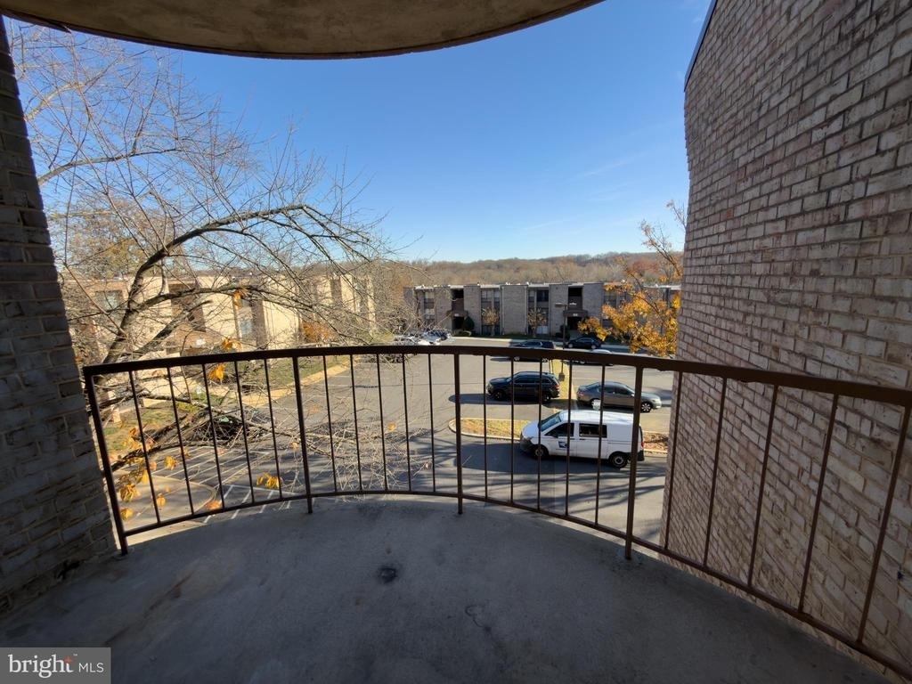 3327 Huntley Square Drive - Photo 19