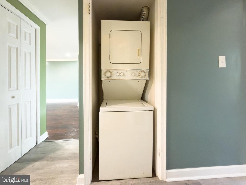 3327 Huntley Square Drive - Photo 10