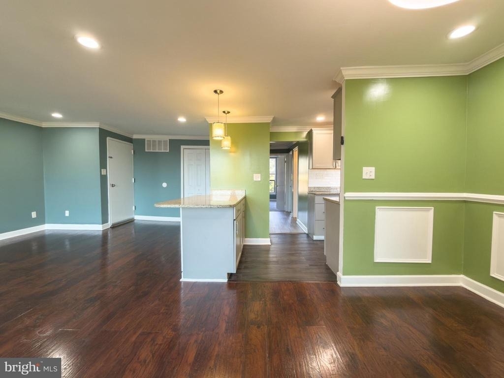 3327 Huntley Square Drive - Photo 5