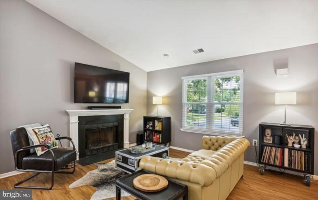 13348 Neerwinder Place - Photo 3