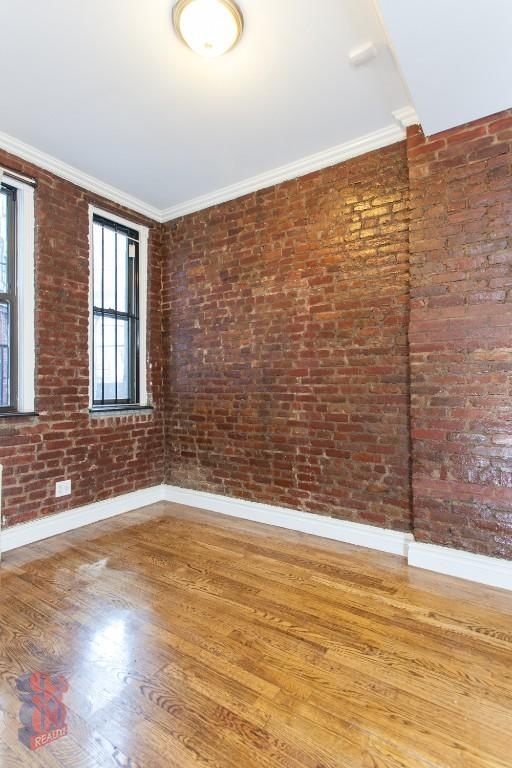 East 13th Street - Photo 2