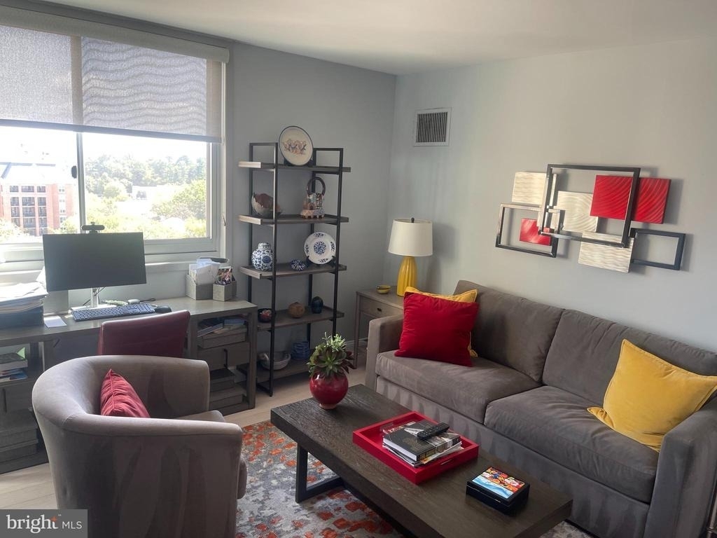 4601 N Park Avenue - Photo 2