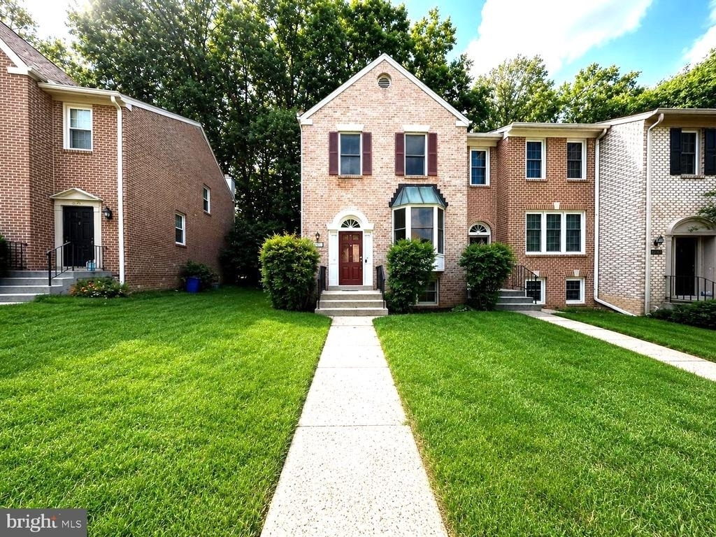 10651 Pine Haven Terrace - Photo 0