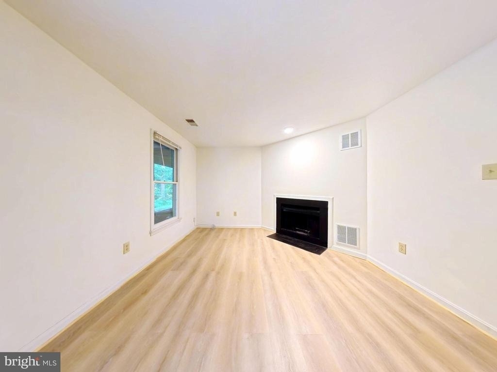 10651 Pine Haven Terrace - Photo 35