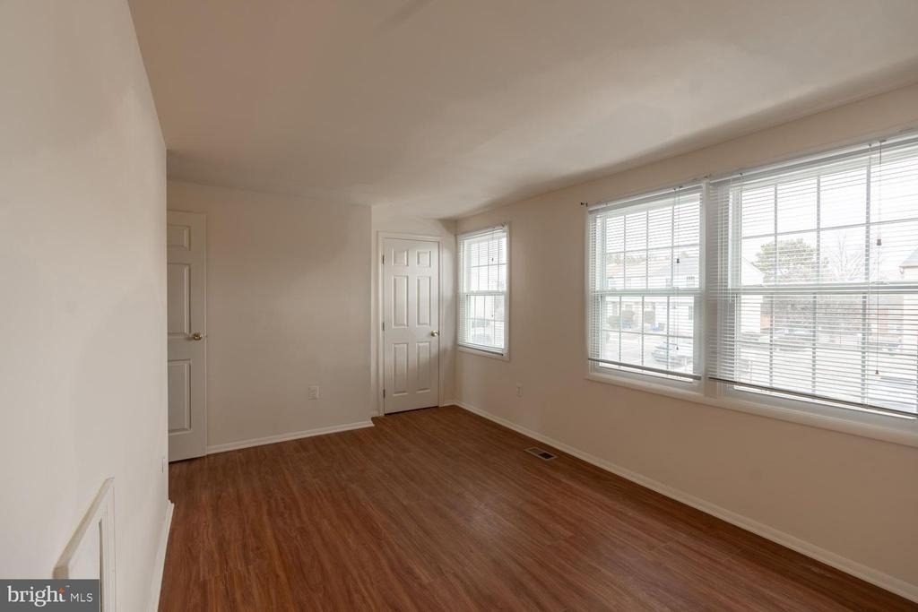 3713 Castle - Photo 13