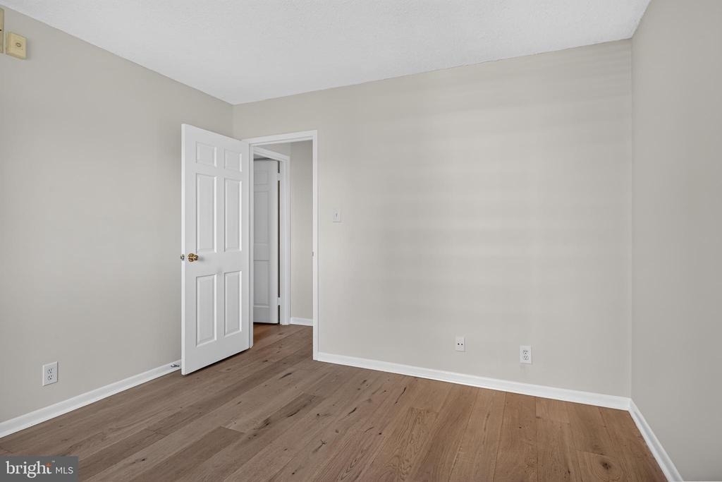 4601 Park Avenue N - Photo 11