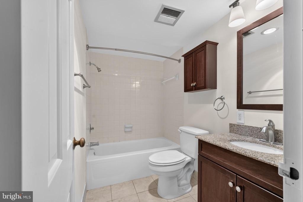 4601 Park Avenue N - Photo 14