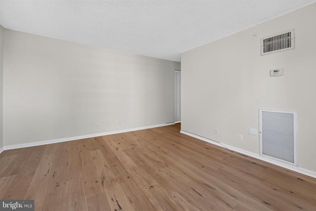 4601 Park Avenue N - Photo 13