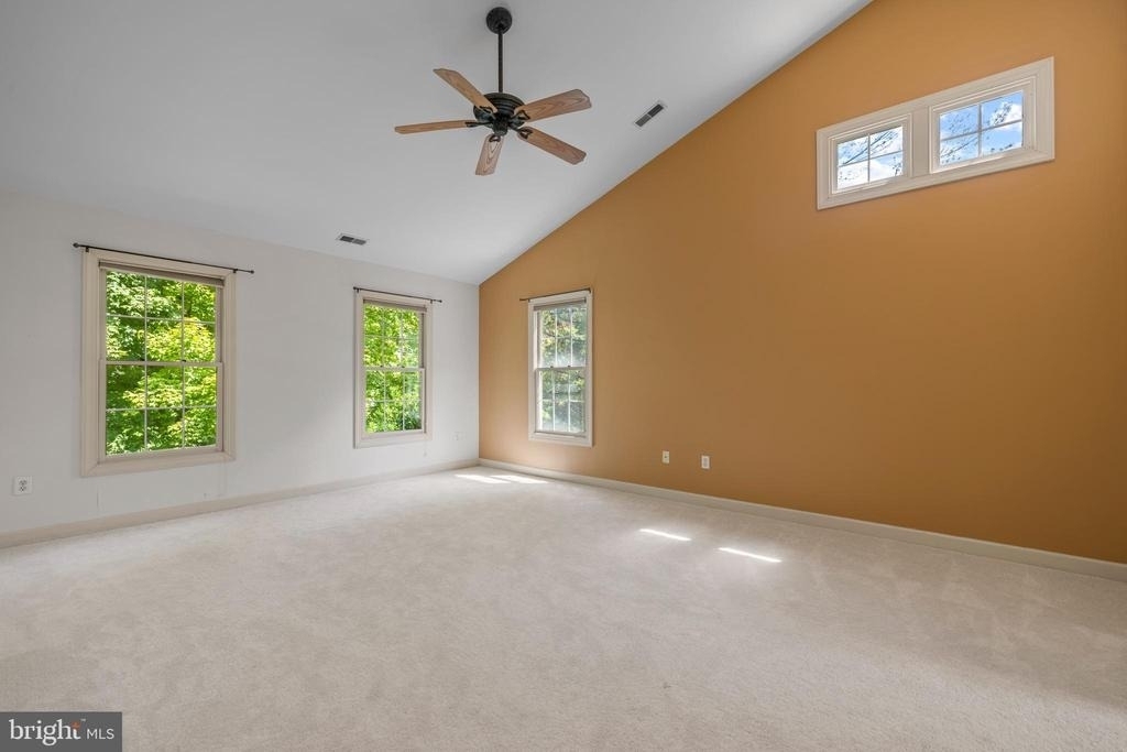 14204 Cervantes Avenue - Photo 17