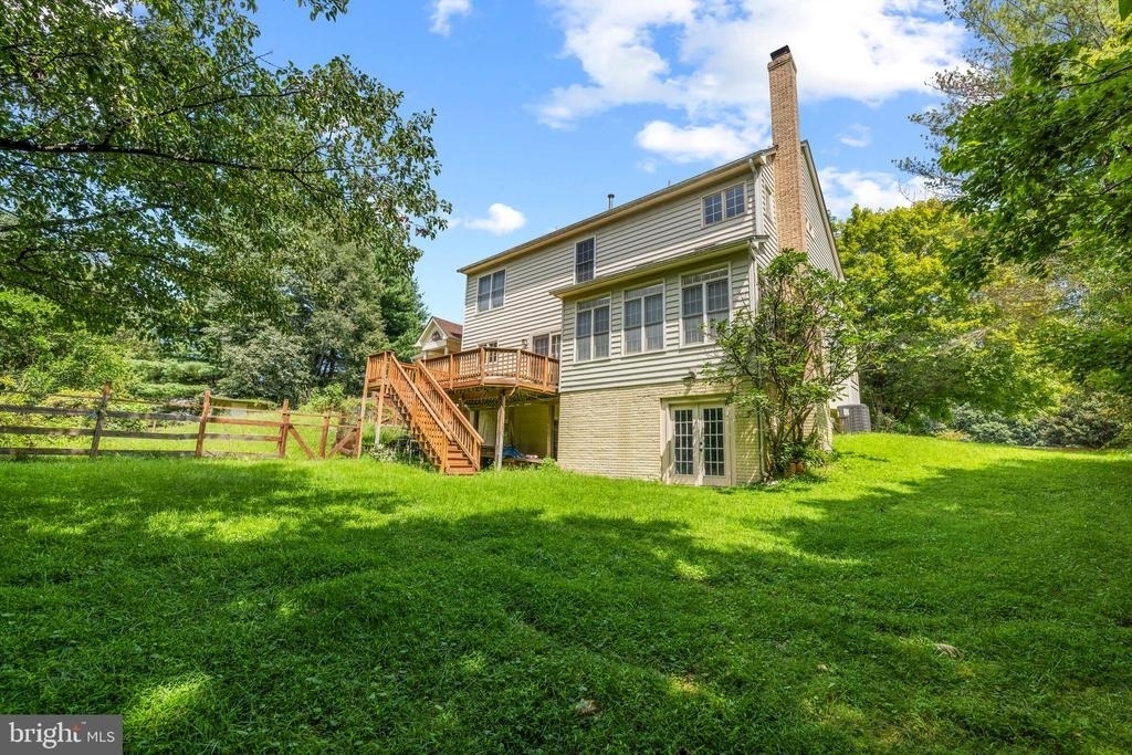 14204 Cervantes Avenue - Photo 4