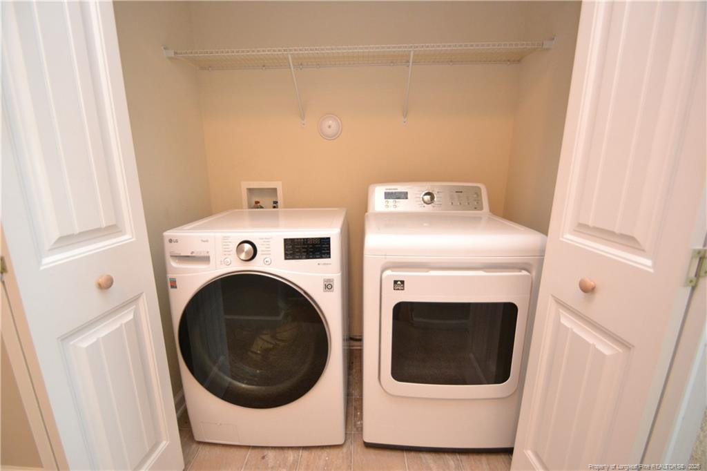 208 Irving Way - Photo 37