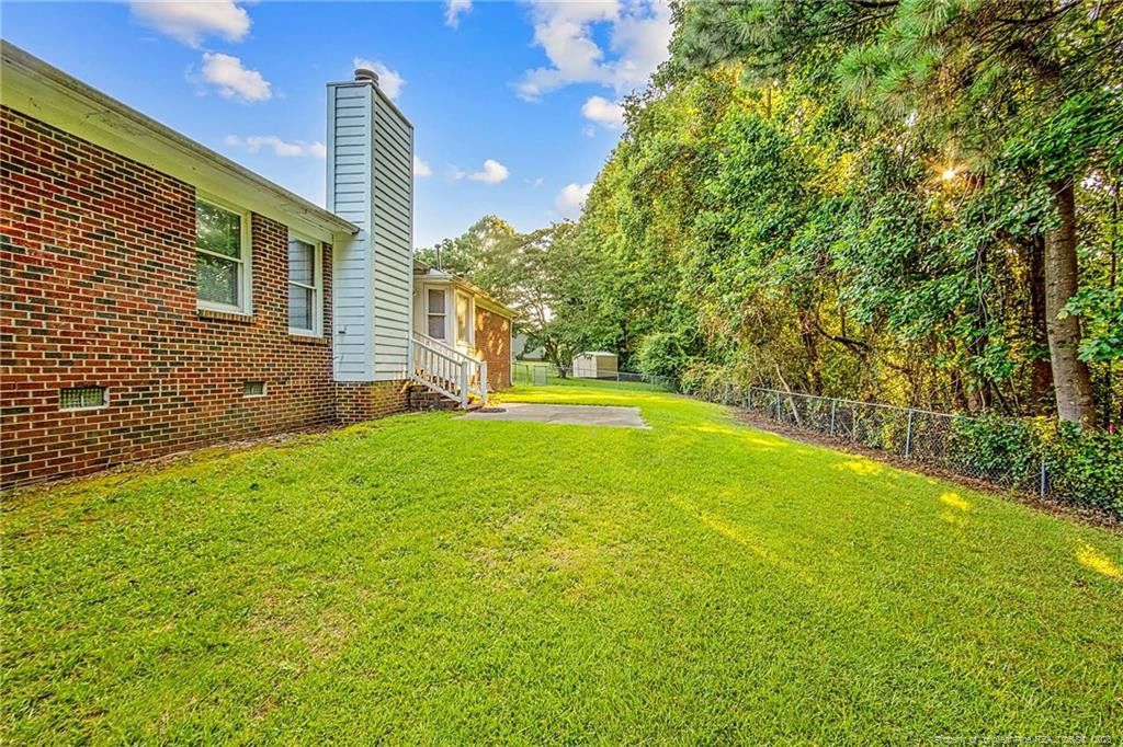 7010 Medway Court - Photo 31