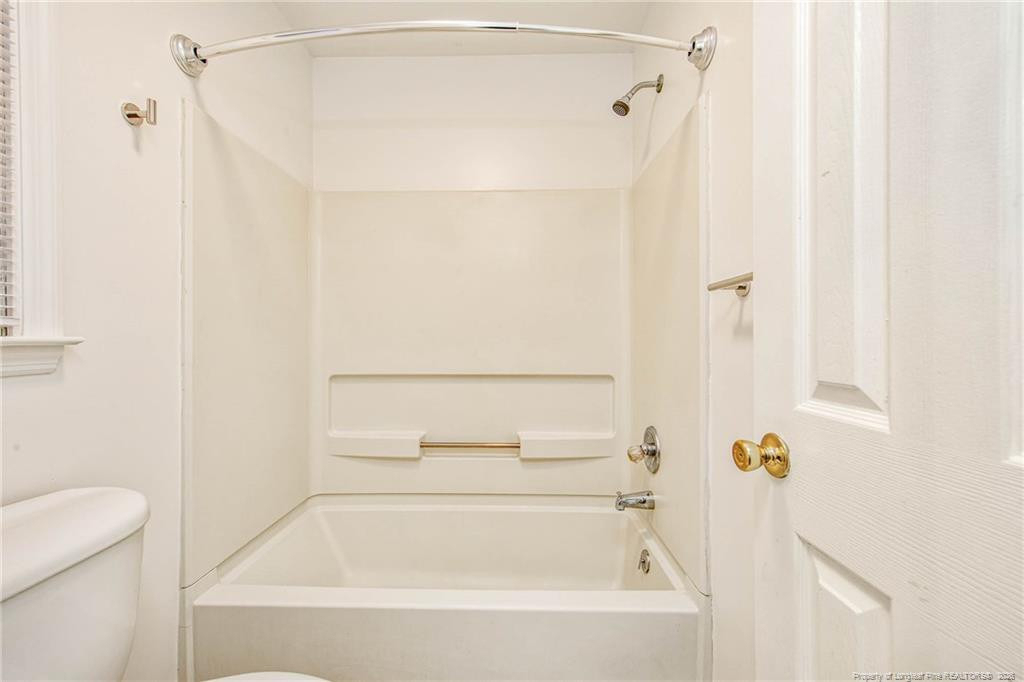 7010 Medway Court - Photo 17