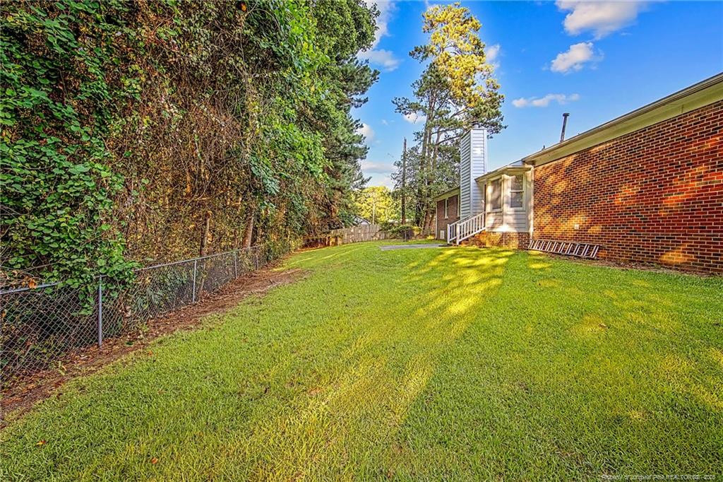 7010 Medway Court - Photo 30