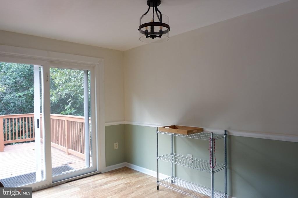 8284 Mary Lee Lane - Photo 6