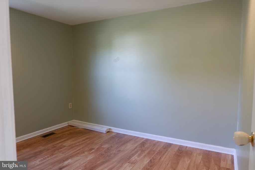 8284 Mary Lee Lane - Photo 18