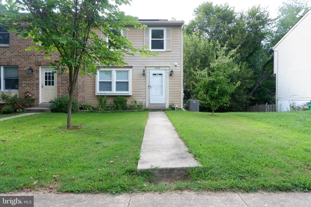 8284 Mary Lee Lane - Photo 0