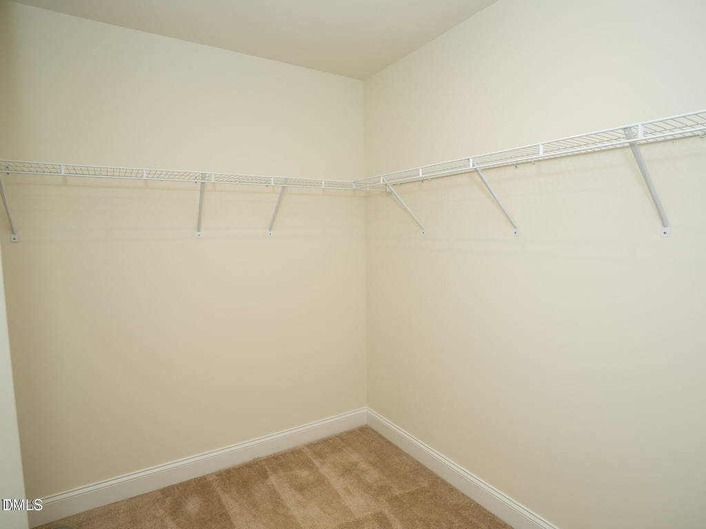 647 Newlyn Drive - Photo 37
