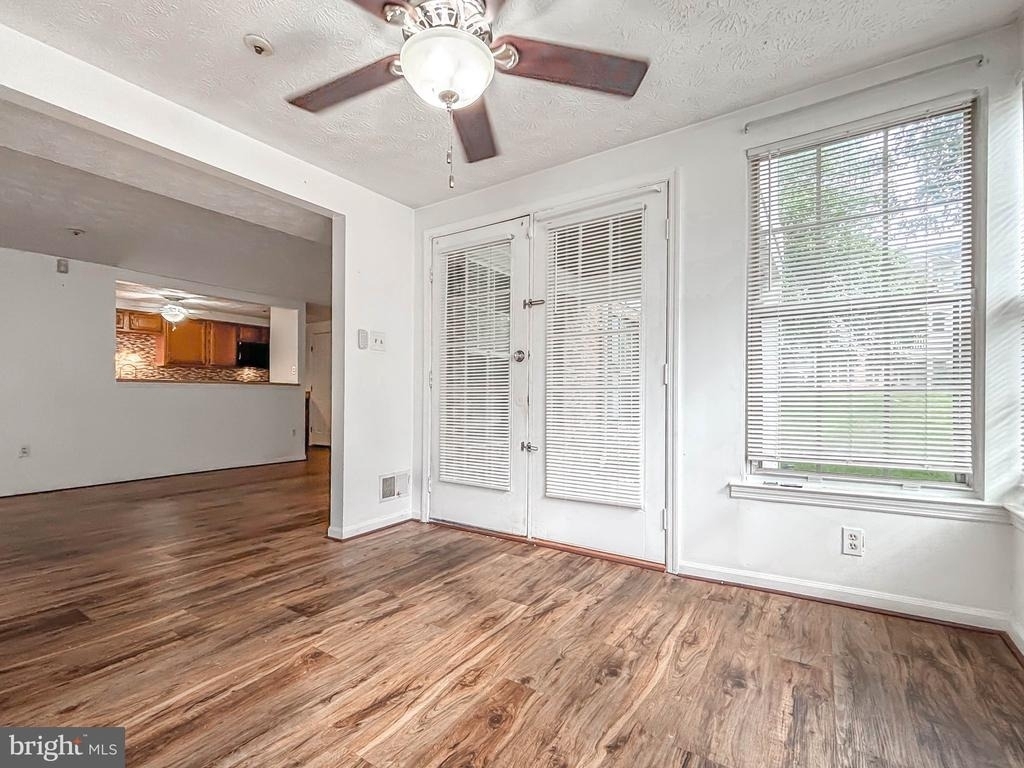905 Woodbridge Court - Photo 28