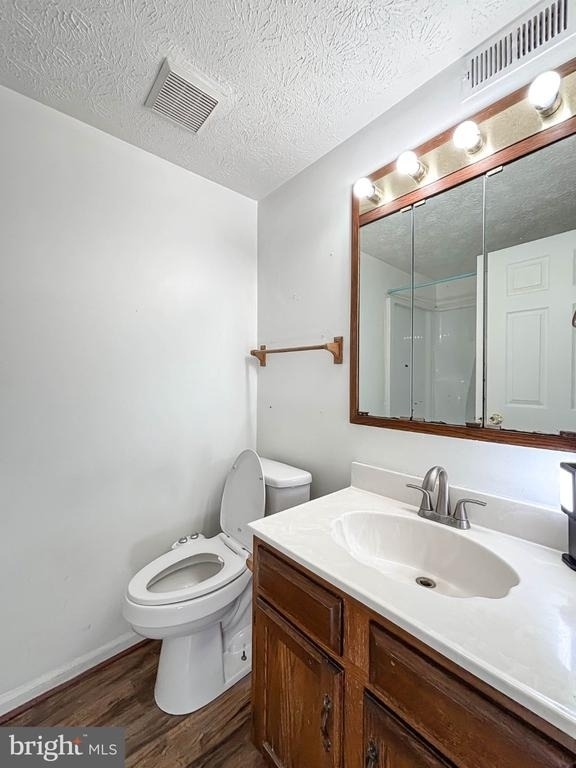905 Woodbridge Court - Photo 15