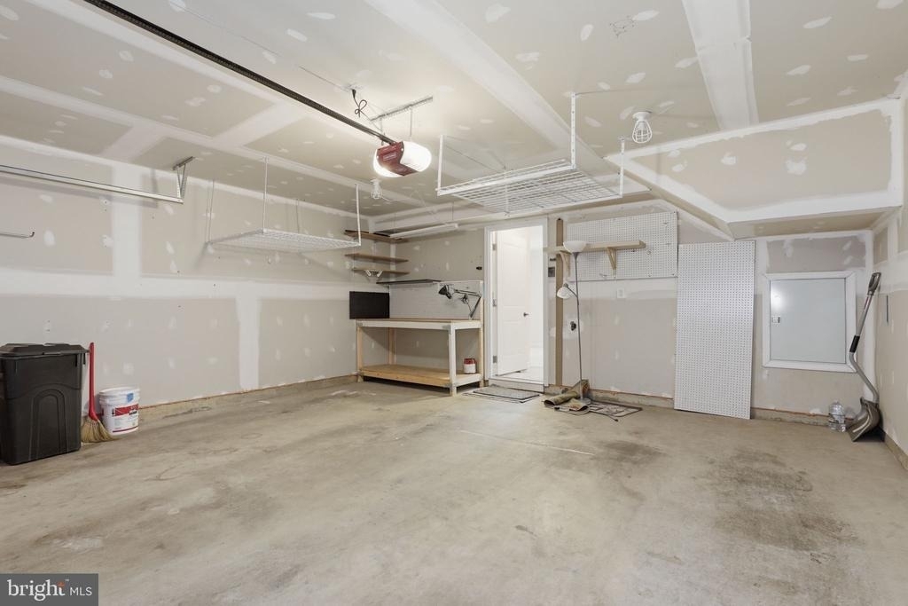 3550 Sprigg Street S - Photo 32