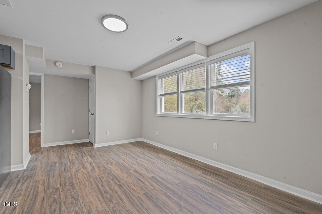 1302 King Street - Photo 4