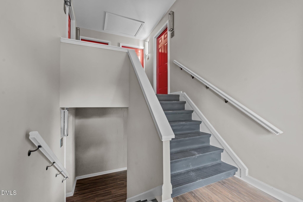 1302 King Street - Photo 3
