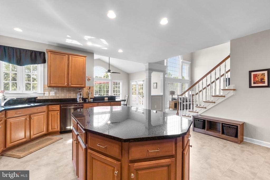 4012 Belgrave Circle - Photo 5
