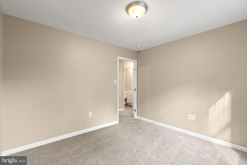 4554 Ryan Place - Photo 19
