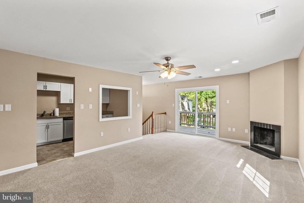 4554 Ryan Place - Photo 6