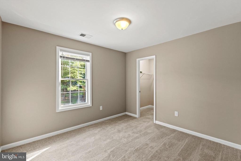4554 Ryan Place - Photo 18