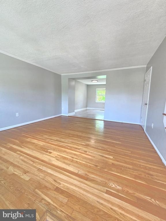 712 Mansfield Road - Photo 2