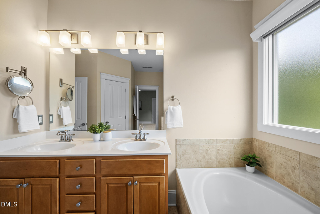 5609 Cary Glen Boulevard - Photo 28