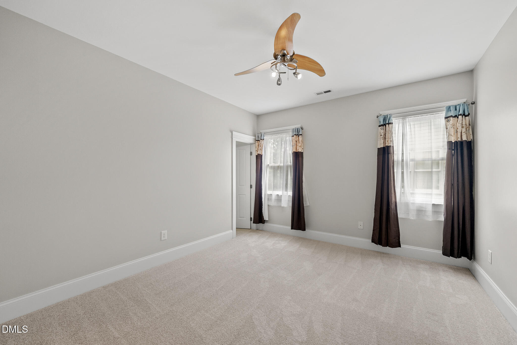 5609 Cary Glen Boulevard - Photo 32