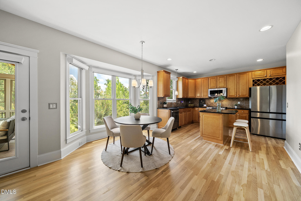 5609 Cary Glen Boulevard - Photo 5