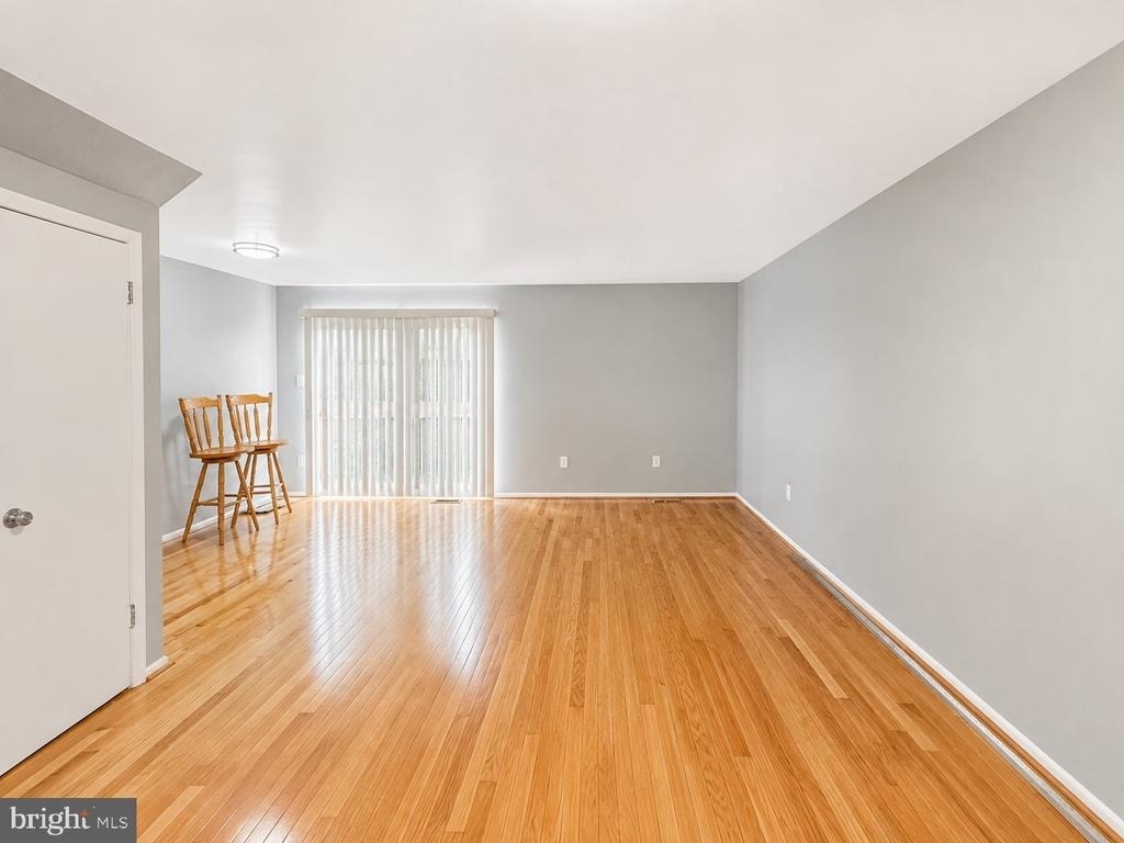3811 Glenview Terrace - Photo 3