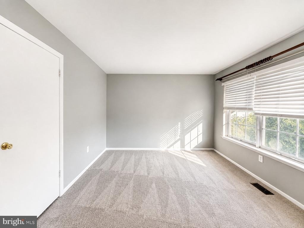 3811 Glenview Terrace - Photo 11