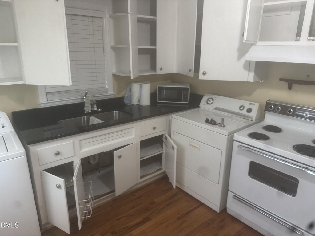 1410 Jonesboro Road - Photo 5