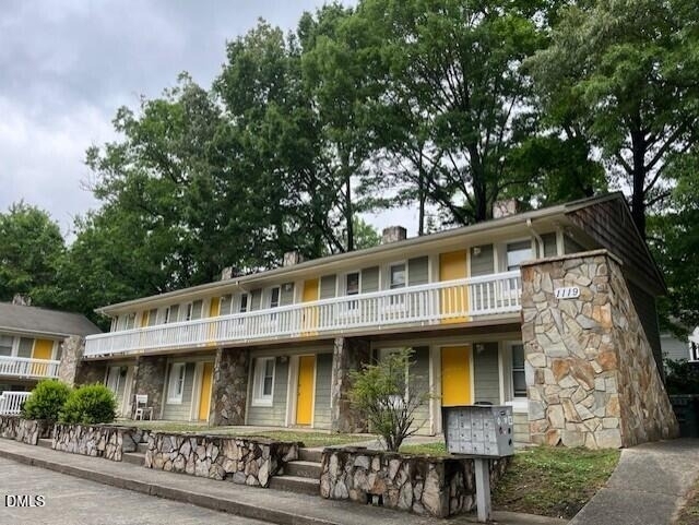 1117 Gurley Street - Photo 0
