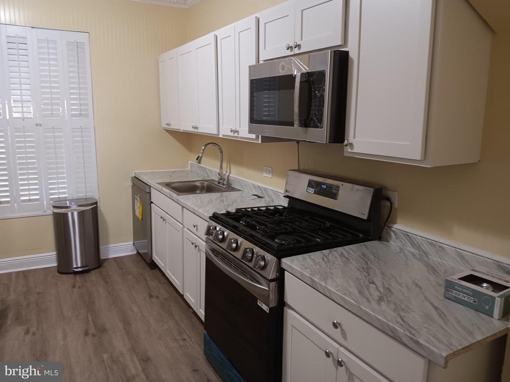 1340 Sargeant Street - Photo 6