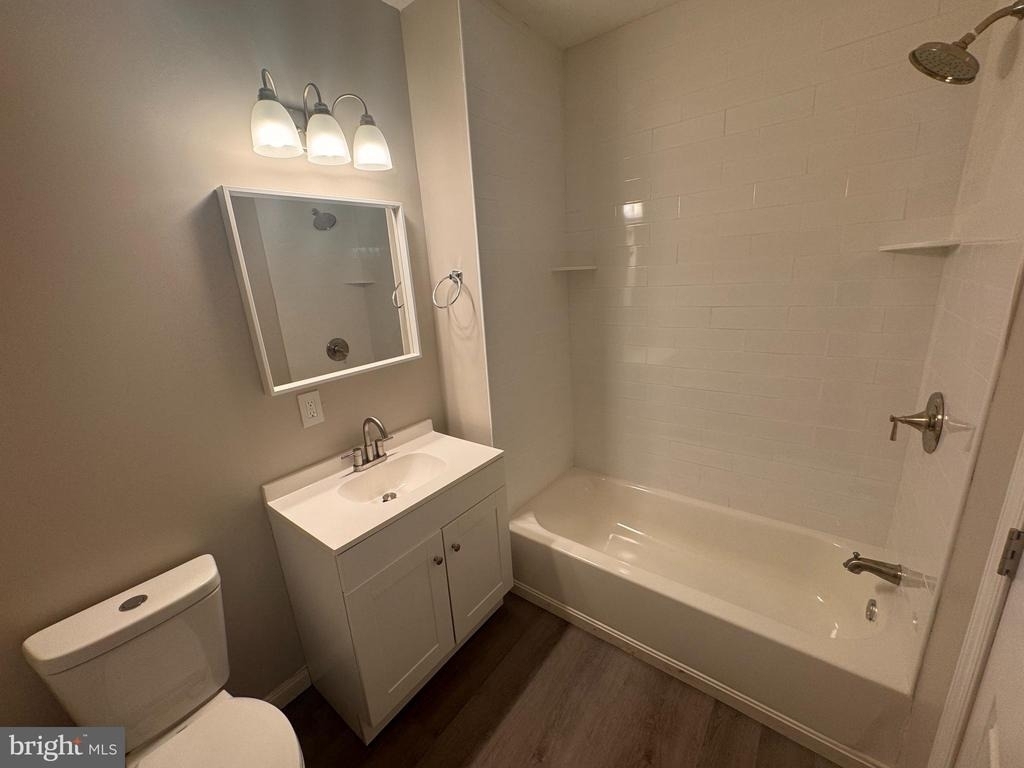 827 Harlem Avenue - Photo 5