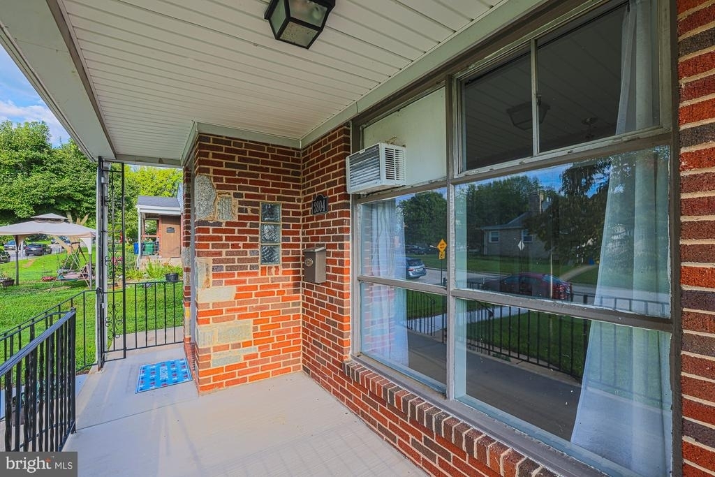2804 Hanson Avenue - Photo 9
