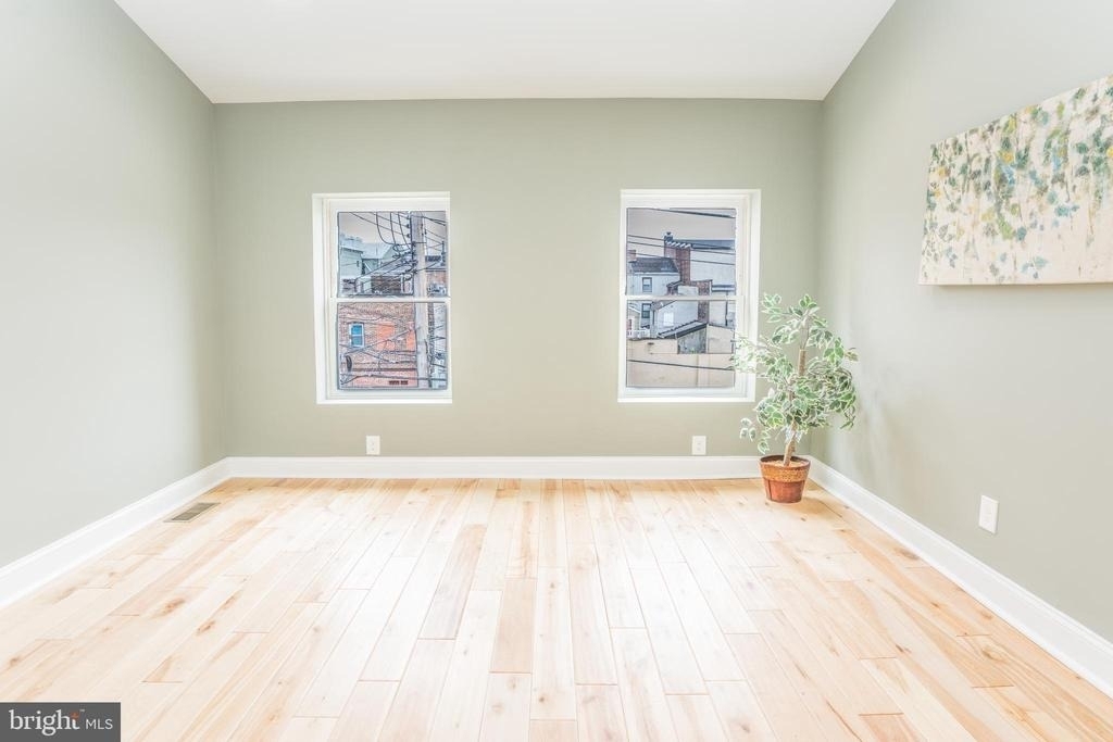 522 S Bethel Street - Photo 11