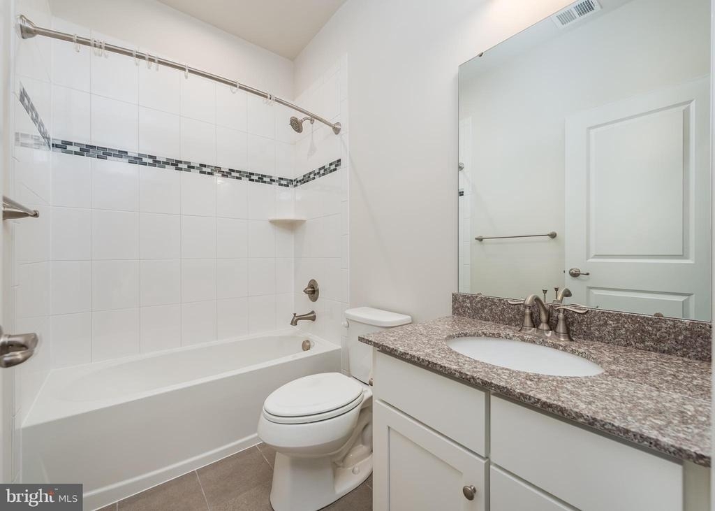 2958 Cornfield Avenue - Photo 18