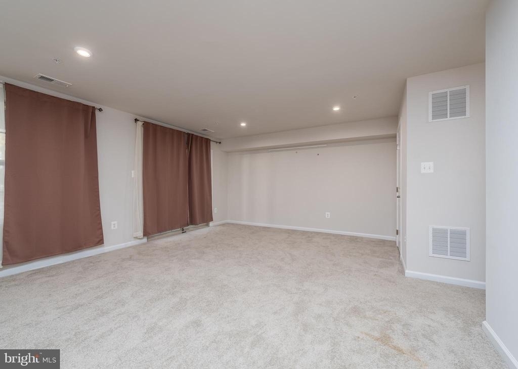 2958 Cornfield Avenue - Photo 20