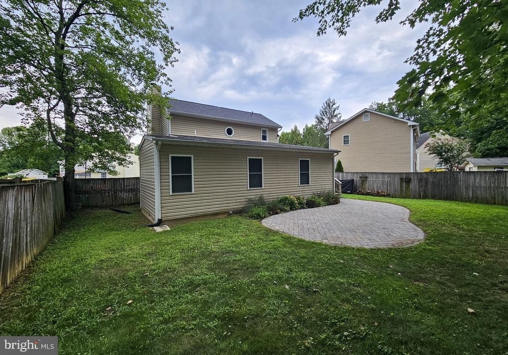 1036 Hyde Park Drive - Photo 19