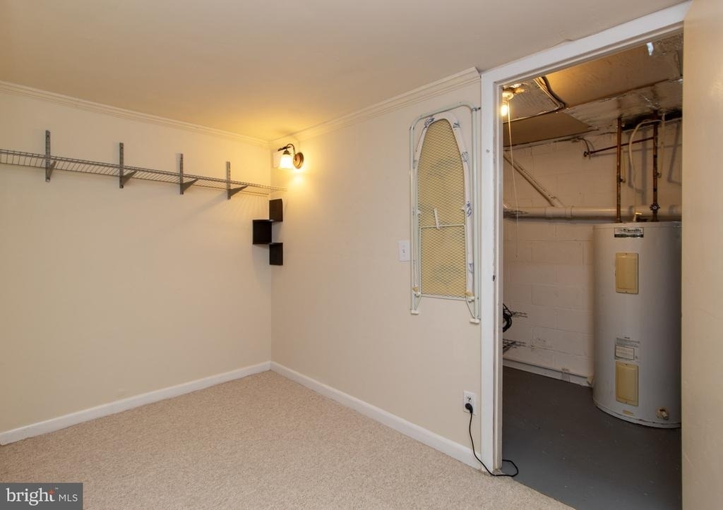 1036 Hyde Park Drive - Photo 18