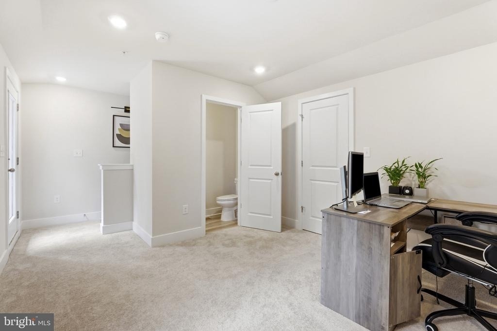 6815 Winterhill Ln - Photo 29
