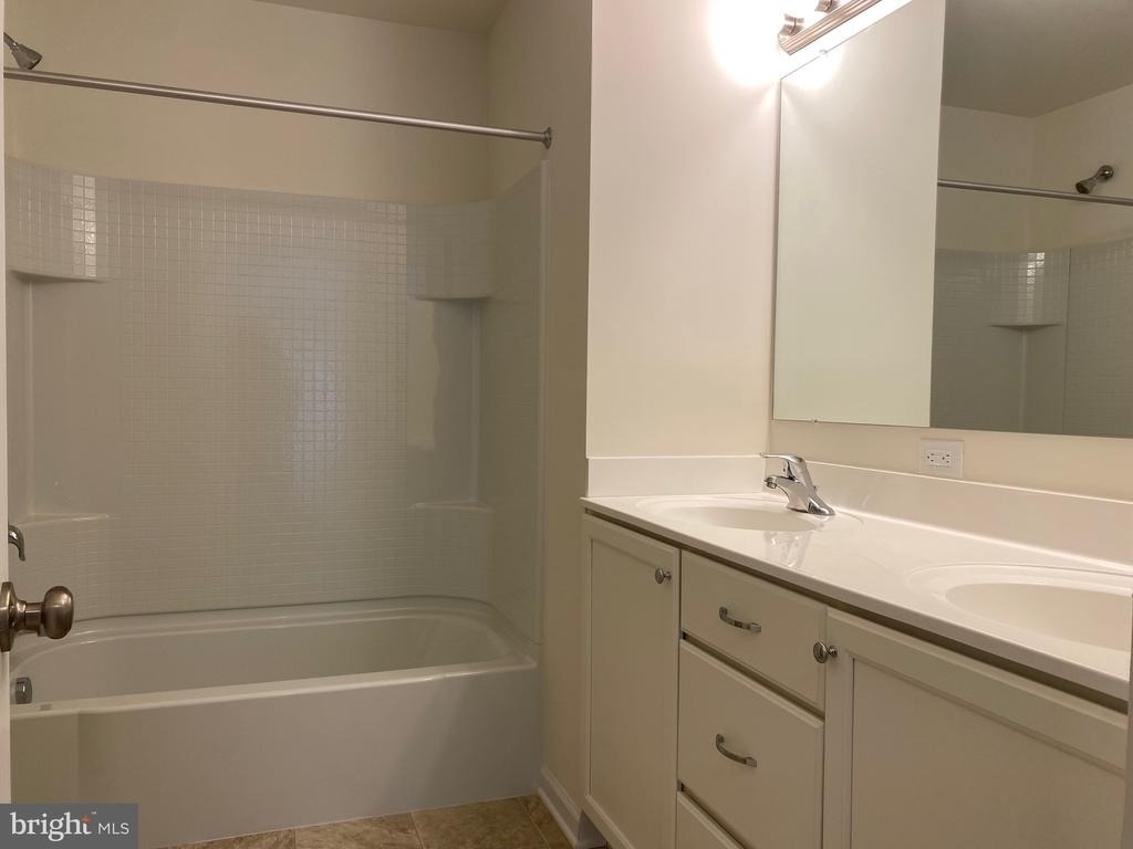 2444 W Palladio Place - Photo 14