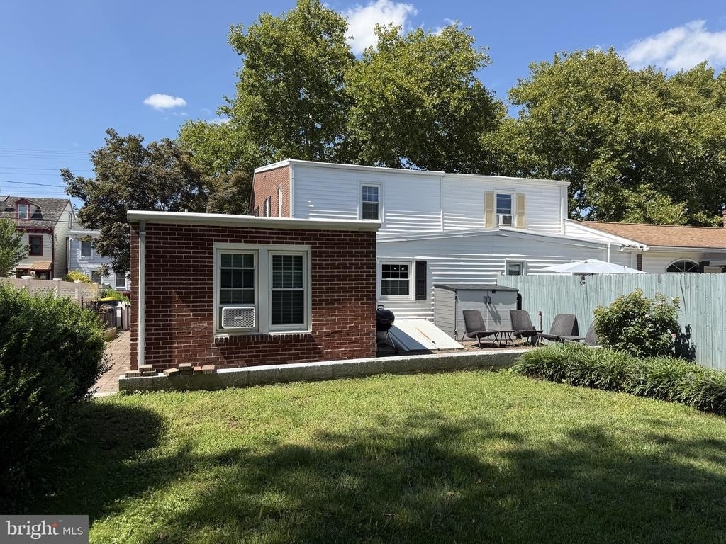 31 E 6th Street - Photo 10